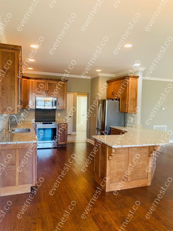 Building Photo - 447 McDonald Rd