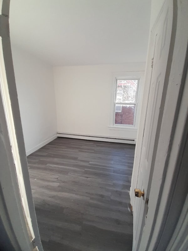 Foto del edificio - 120 Babcock St