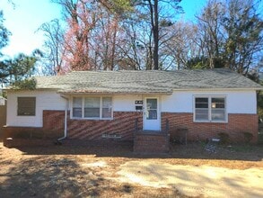 Building Photo - 1305 Edna Pl