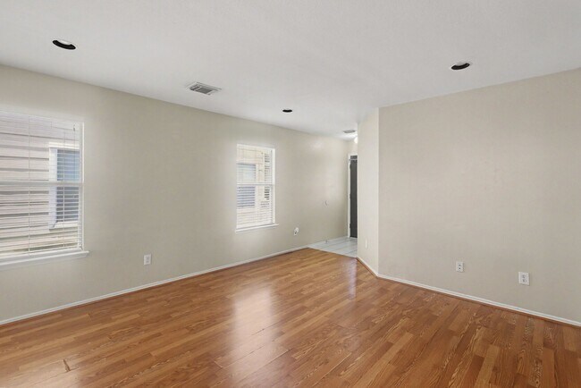 Foto del edificio - 11419 Flying Geese Ln