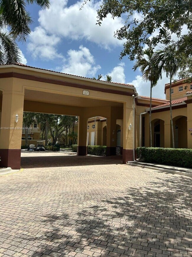 Building Photo - 3138 SW 129th Terrace