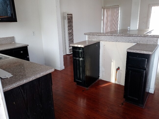 Photo - 237 S Matthisen Ave Apartment