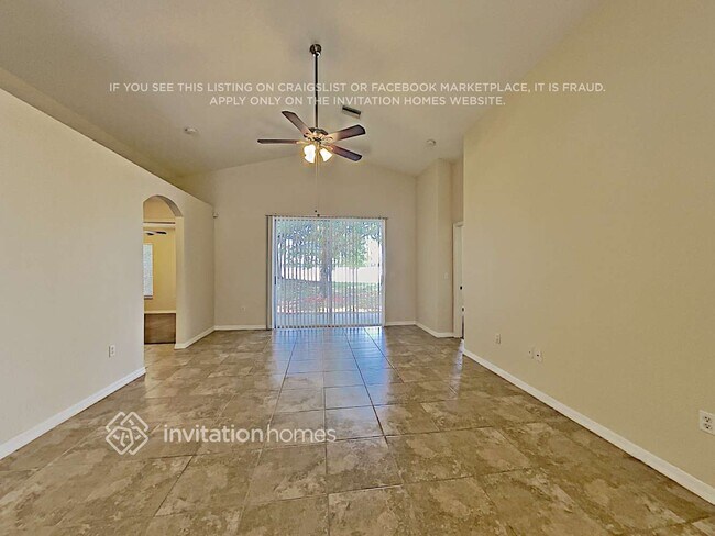 Building Photo - 3779 Rollingsford Cir