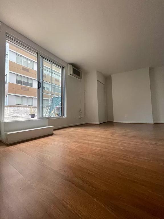 Foto del edificio - 1 bedroom in New York NY 10038