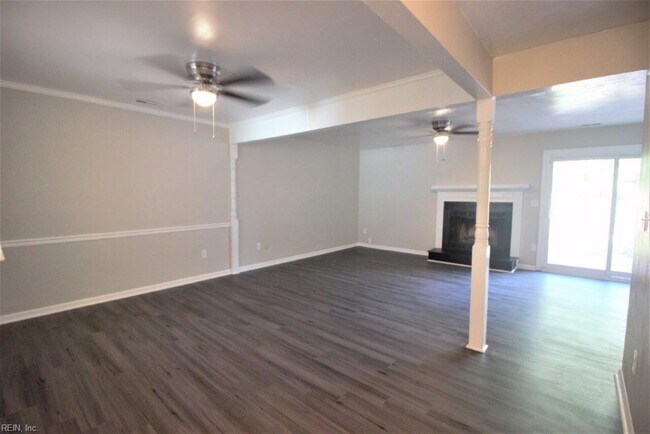 Building Photo - 917 Wilcher Way