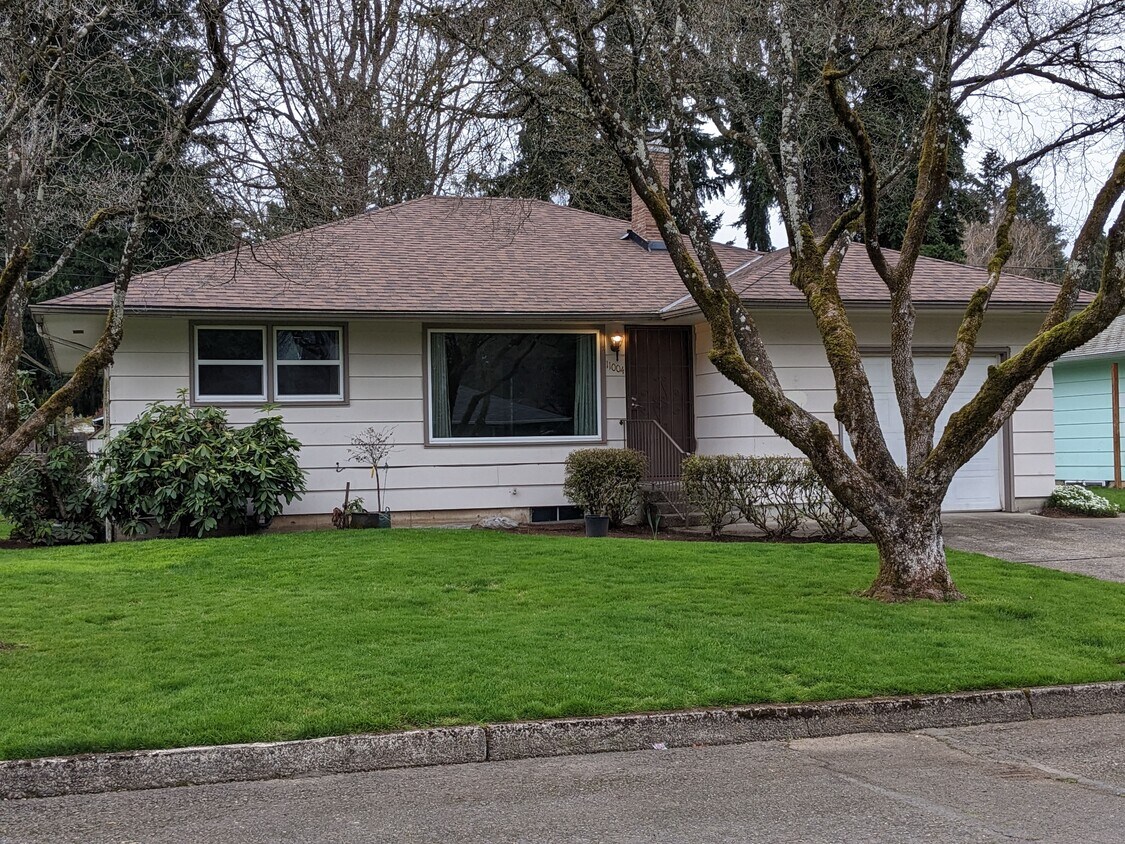 11004 SE 51st Ave, Milwaukie, OR 97222 House Rental in Milwaukie, OR