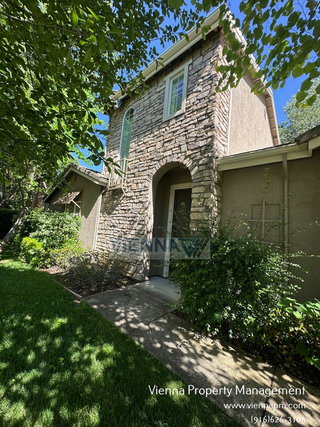 Primary Photo - Whitney Oaks Home in a great neighborhood!