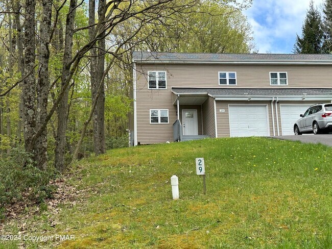 Building Photo - 29 Brookeville Terrace