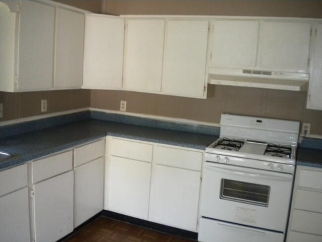 Building Photo - 414 North Engineer