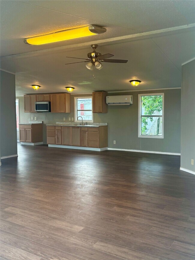 Foto del edificio - 2515 Oyster Creek Bend