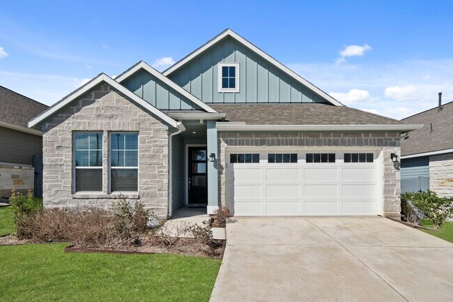 Foto del edificio - 33130 School Hl Rd