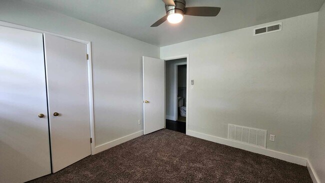 Photo - 3701 NW 60th St House