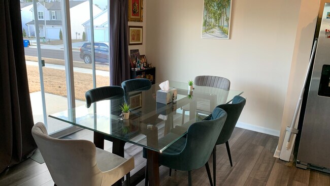 Foto del edificio - Room in Single Family Home on Justice Union Ct