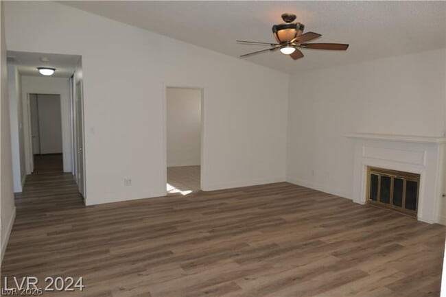Building Photo - 3335 Racquet St
