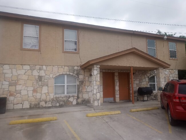 Foto del edificio - 6737 Brothers Ln