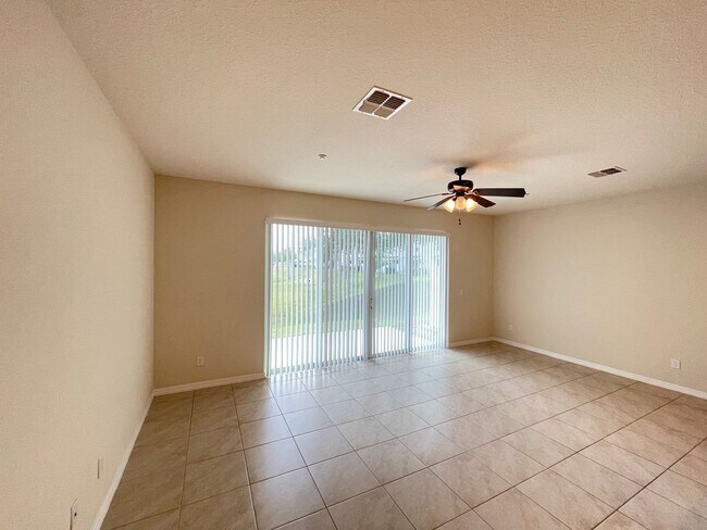 Building Photo - 3/2.5 Town Home in Winter Park in Aloma Tr...