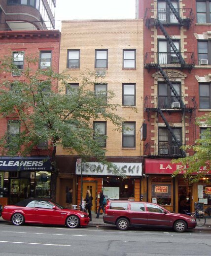 Foto del edificio - 440 Third Ave