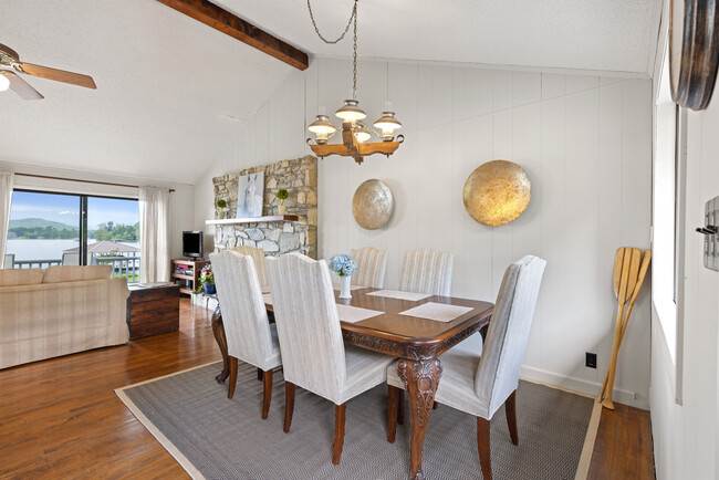 Foto del edificio - 2793 Hidden Valley Rd