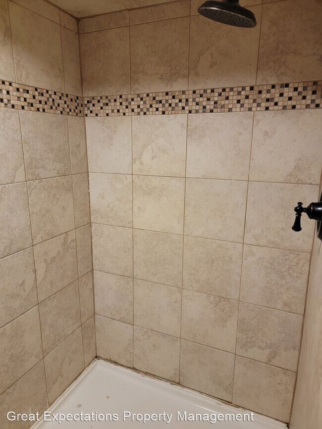 Foto del edificio - 1 br, 1 bath House - 10311 West Highway 40