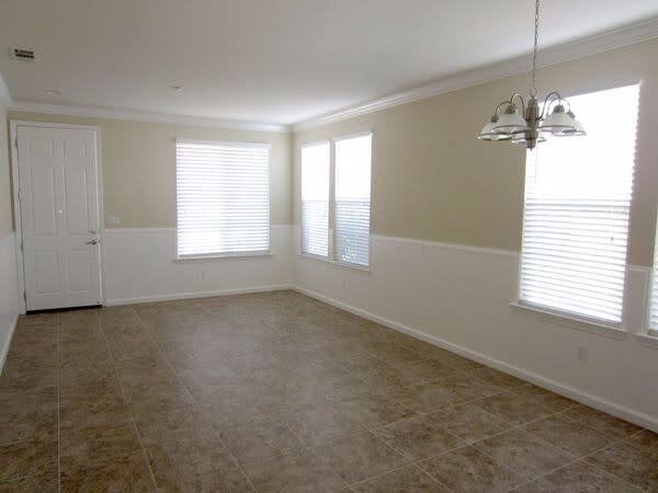 Building Photo - 157 Coral Bell Way