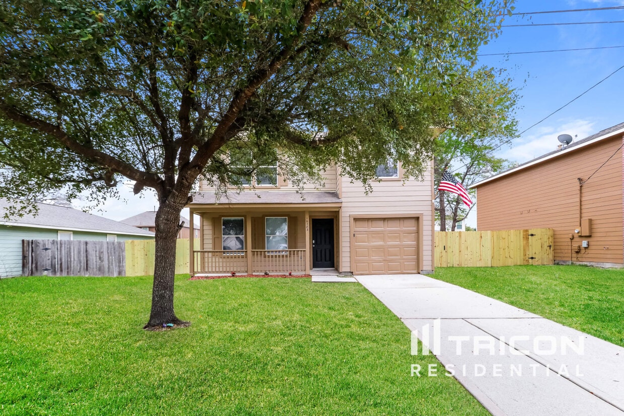 Foto principal - 16783 Fallen Timbers Dr