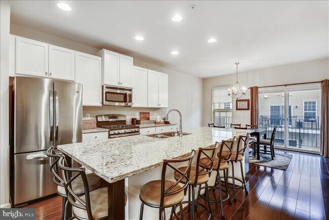 Foto del edificio - 22529 Phillips St