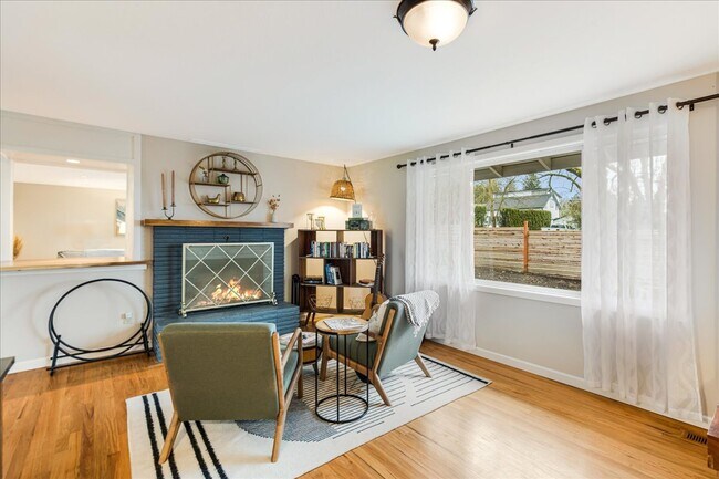 Foto del edificio - 6935 SW Taylors Ferry Rd