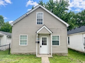 Building Photo - 210 E Wampum Ave