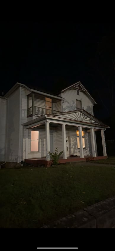 Primary Photo - 209 E Baxter Ave