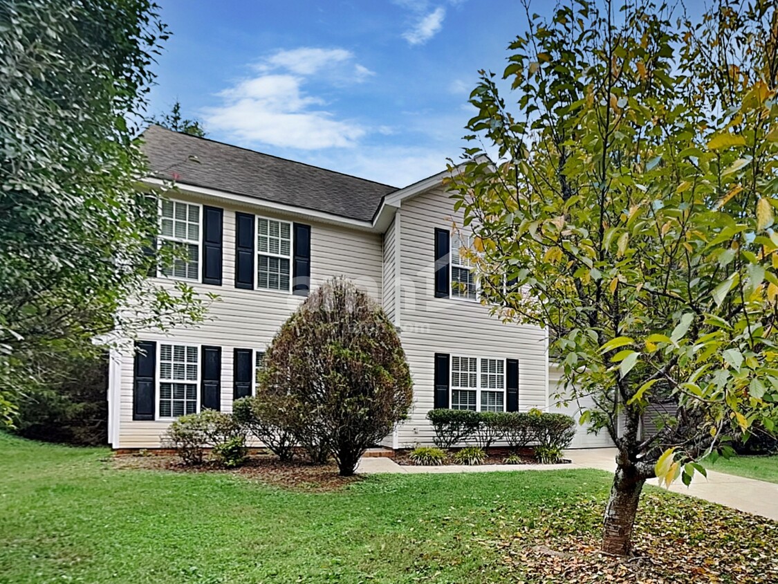Foto principal - 5512 Chasewind Dr