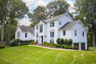 Building Photo - 38 Berndale Dr