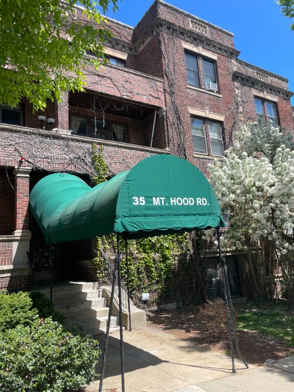 35 Mt Hood Rd, Brighton, MA 02189 Room for Rent in Brighton, MA