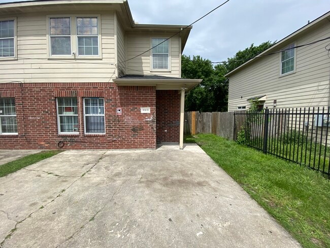 Building Photo - 8130 Jutland Rd