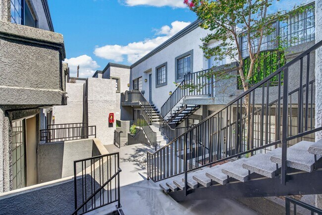 Foto del interior - 520 N. Hollywood Way