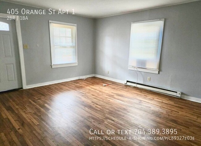 Building Photo - Apartment for rent. Close to Randolph and ...