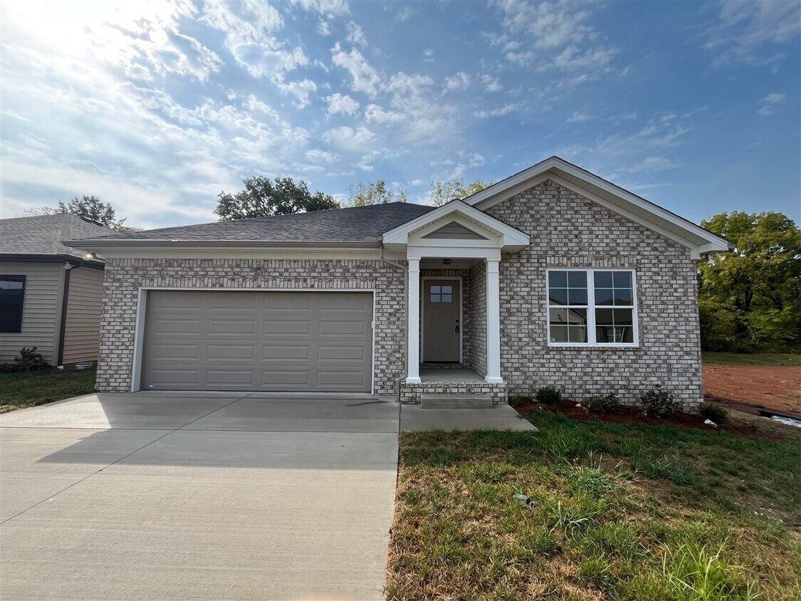 Foto principal - 1165 Shallowford St