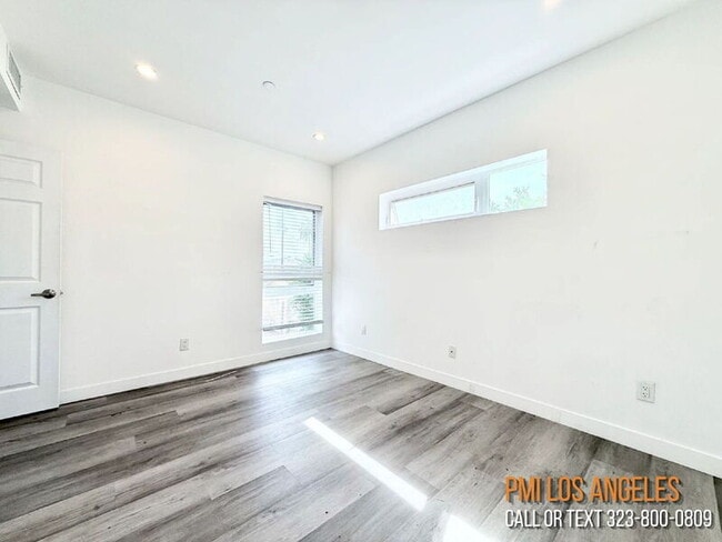 Building Photo - 1260 1/2 Leighton Avenue