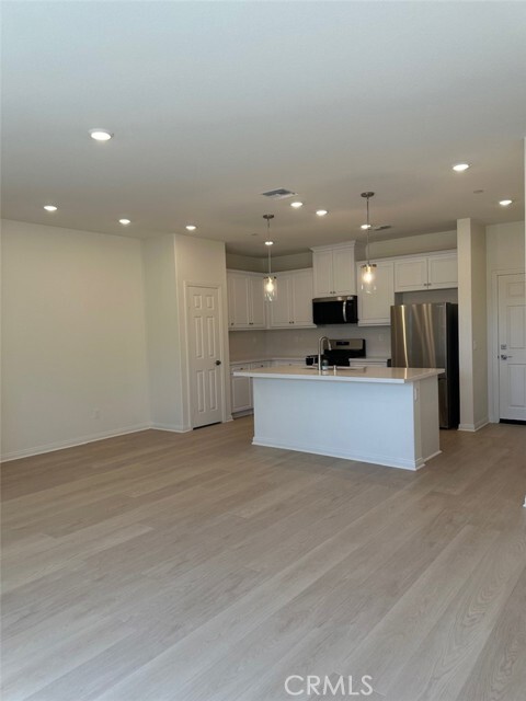 Building Photo - 4225 E Carmel Privado