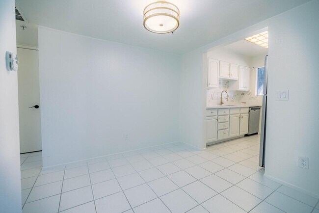 Foto del edificio - 1650 N 87th Terrace