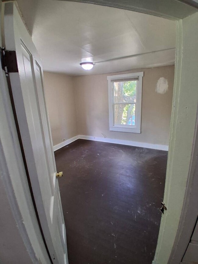 Foto del edificio - 3.0 bedroom in Richmond Indiana 47374
