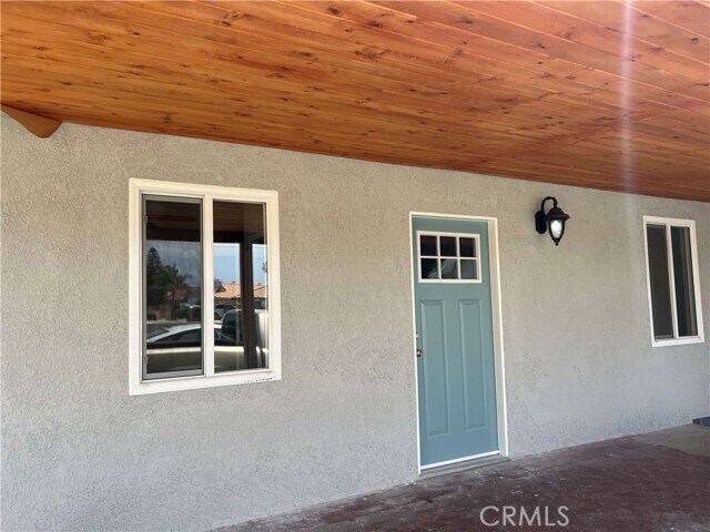 Foto principal - 15147 San Bernardino Ave