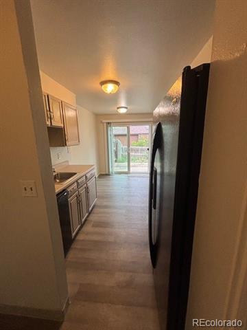 Foto del edificio - 9473 Vance Ct