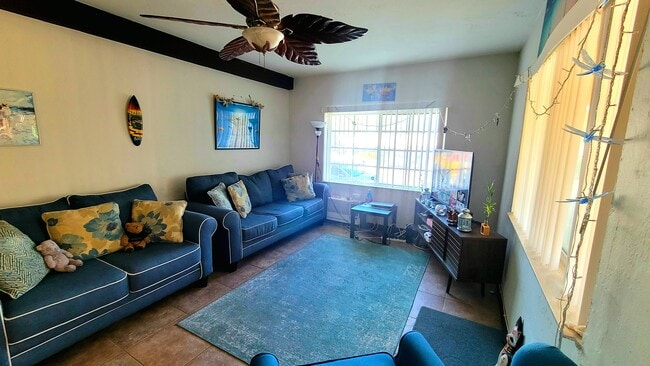 Building Photo - 7400 Harding Ave