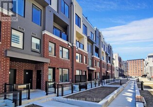 Building Photo - 3405 Ridgeway Dr