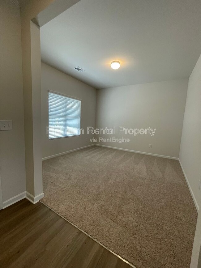 Building Photo - 74 Hampton Rdge Wy