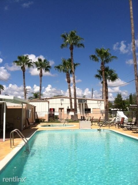 Foto principal - 2801 E Harrison Ave
