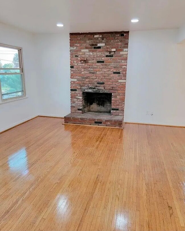 Foto del edificio - 3005 E 16th St