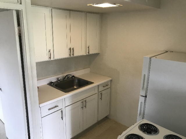 Foto del edificio - IOLANI TERRACE 1/1/1 patio, coin laundry