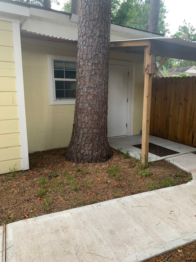 Building Photo - 22802 Whispering Willow Dr