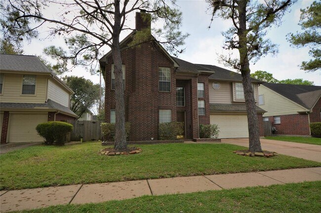 Foto del edificio - 16434 Dawncrest Way